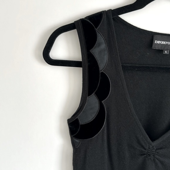 Emporio Armani Black Knit  Women's Top Size 6 - Picture 5 of 6